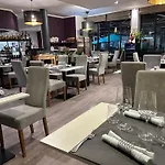 Logis Hôtel-restaurant La Coupe D'or 3* Lisieux