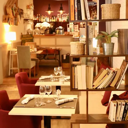 Logis Hotel-restaurant La Coupe D'or 3* Лизьё