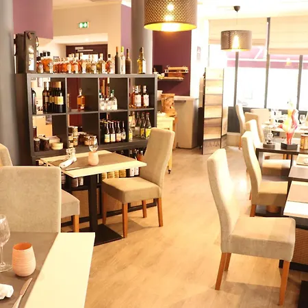 Logis Hotel-restaurant La Coupe D'or 3*