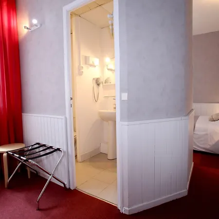 Szálloda Logis Hotel-restaurant La Coupe D'or Lisieux