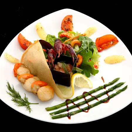 Szálloda Logis Hotel-restaurant La Coupe D'or 3*