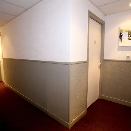 Hotel Logis Hotel-restaurant La Coupe D'or 3*