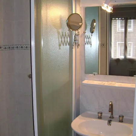 Logis Hotel-restaurant La Coupe D'or