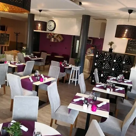 Hotel Logis Hotel-restaurant La Coupe D'or 3*