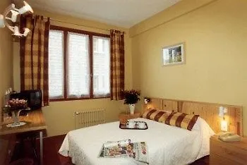 Logis Hotel-restaurant La Coupe D'or Лизьё