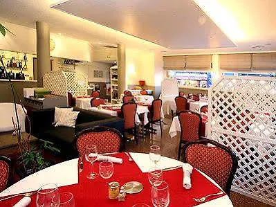 Logis Hotel-restaurant La Coupe D'or 3* Lisieux