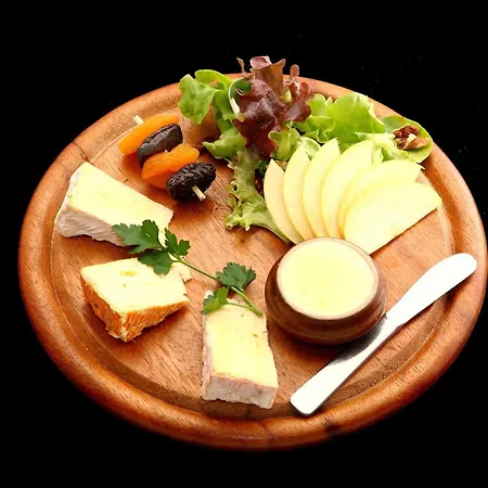 Logis Hotel-restaurant La Coupe D'or Lisieux