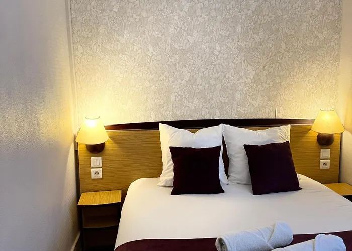 Logis Hotel-restaurant La Coupe D'or 3*