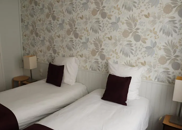 Hotel Logis Hotel-restaurant La Coupe D'or Lisieux