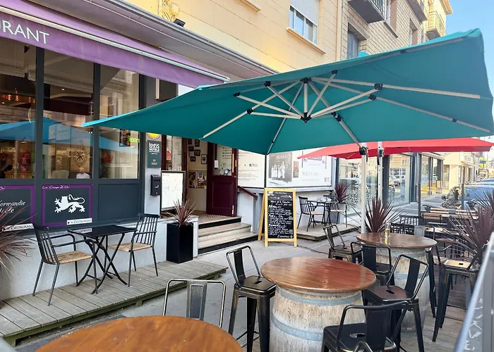 Logis Hotel-restaurant La Coupe D'or Hotell 3*