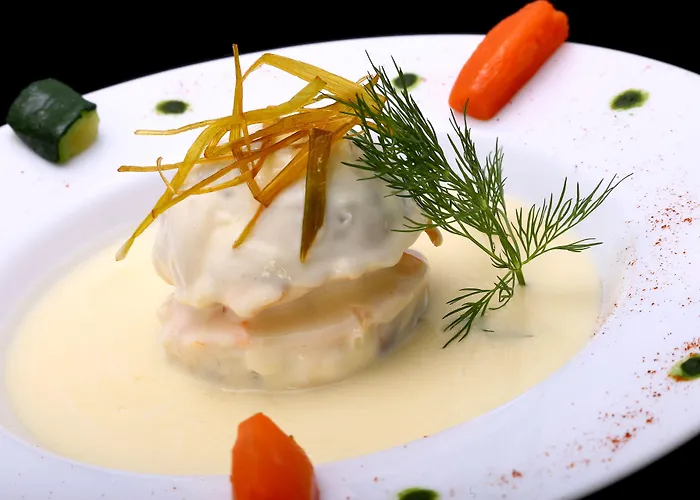 Logis Hotel-restaurant La Coupe D'or 3* Lisieux