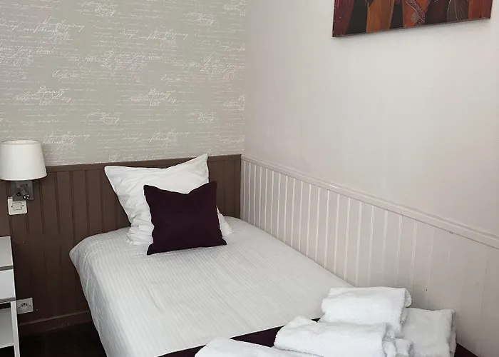 Logis Hotel-restaurant La Coupe D'or 3*