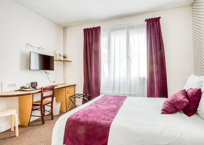 Logis Hotel-restaurant La Coupe D'or 3*